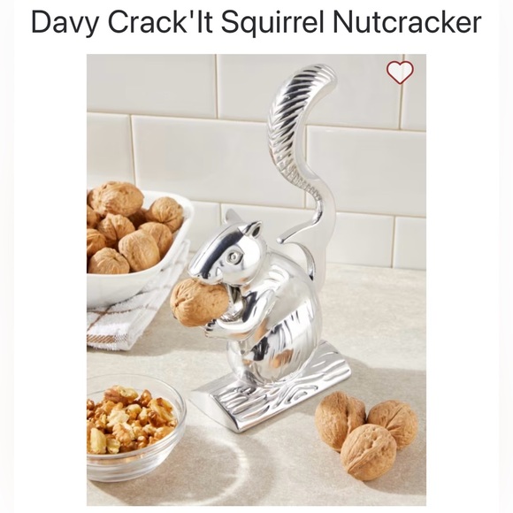 NEW The Davy Crack'It Squirrel Nutcracker from The Vermont Country Store 🐿️ 🥜 - Picture 1 of 5